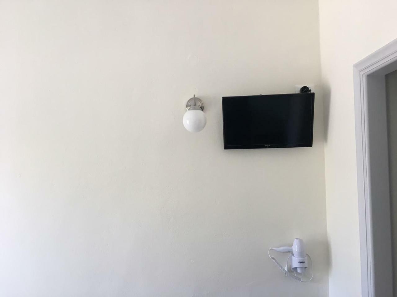 Hotel Papasotiriou Galatás エクステリア 写真