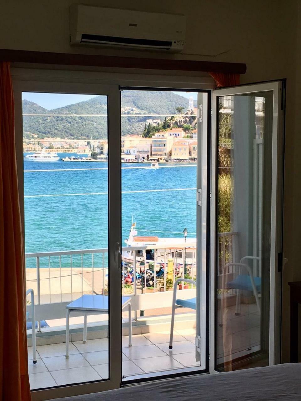 Hotel Papasotiriou Galatás エクステリア 写真