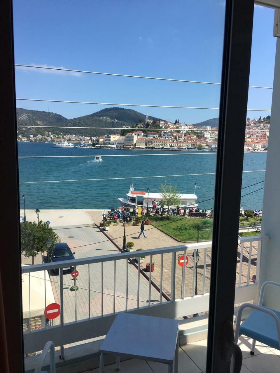 Hotel Papasotiriou Galatás エクステリア 写真